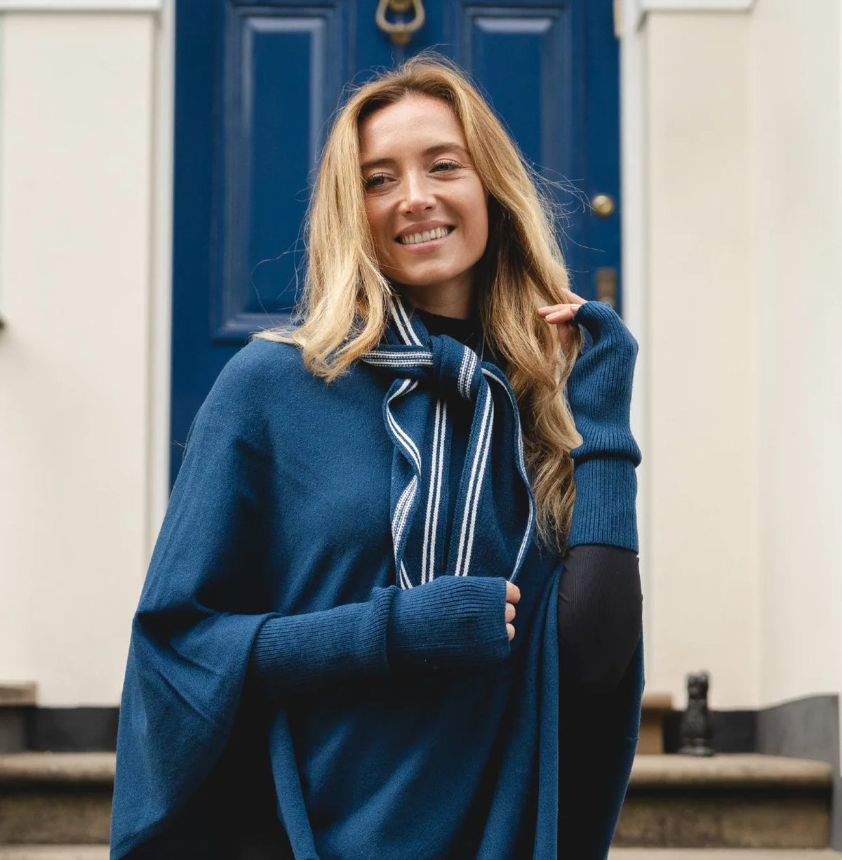 Park Lane - Knitted Triangular Stripe Edge Scarf - Poseidon Blue/White