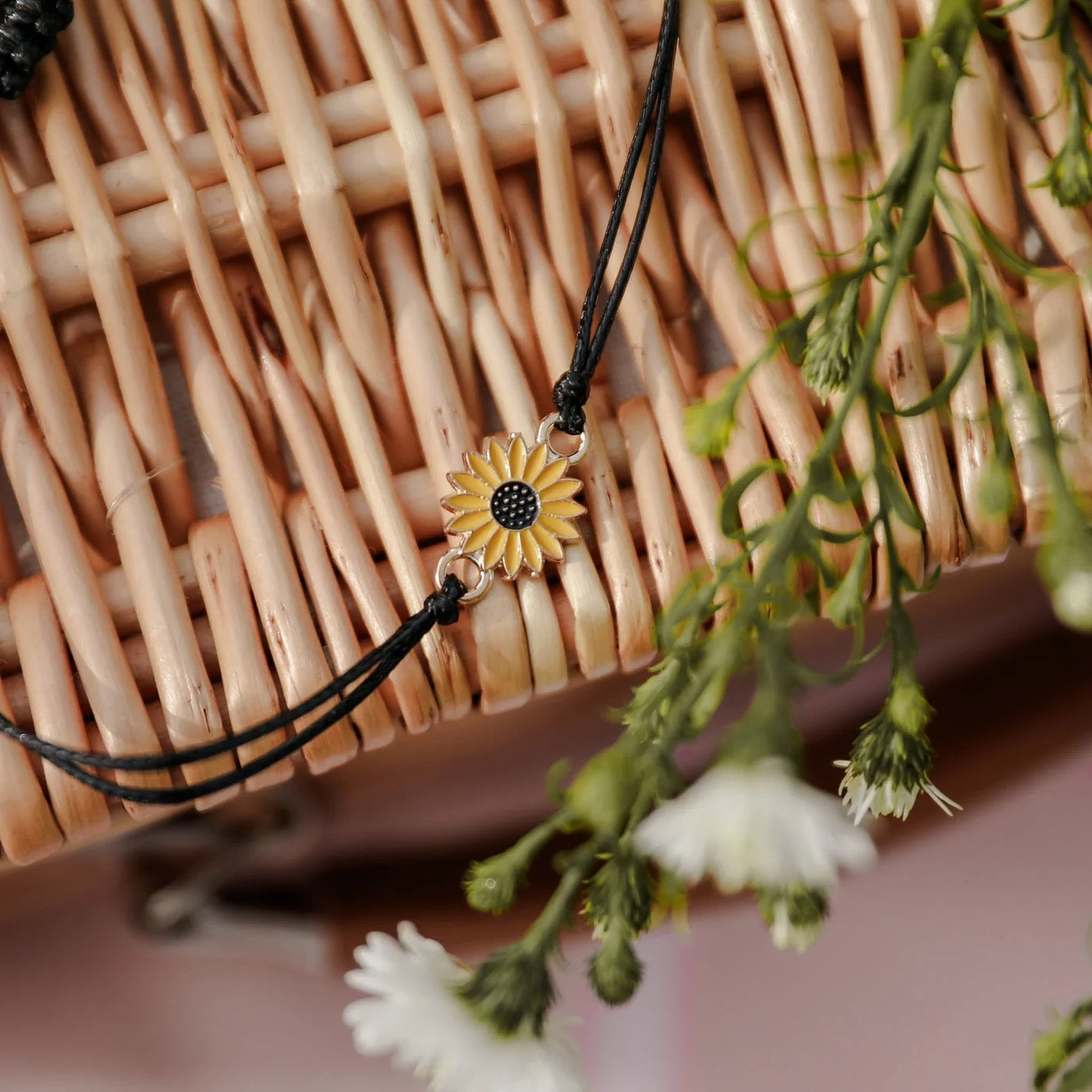Letterbox Love - Wonderful Mum - Sunflower Charm Black Cord Bracelet