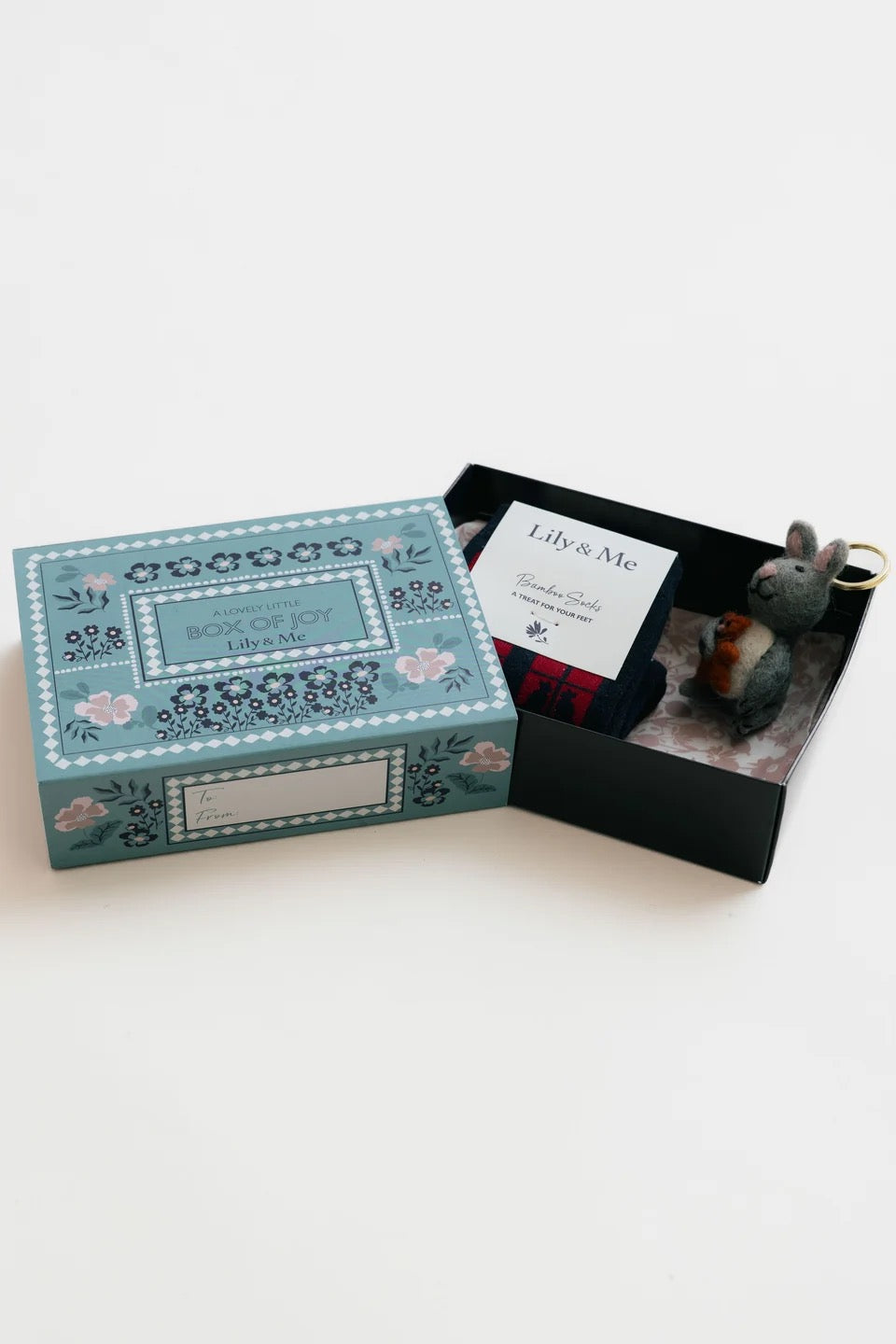 Lily &amp; Me - Window Cats Socks &amp; Cat with Teddy Felt - Keyring &amp; Sock Gift Box Set