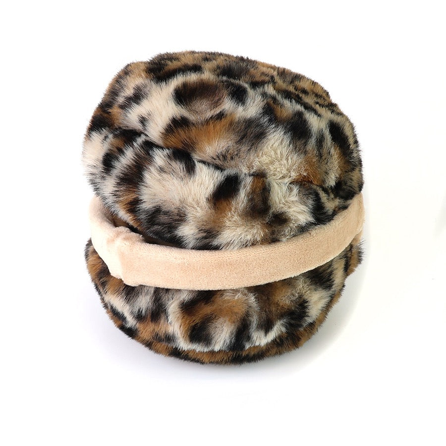 POM - Natalia - Ladies Faux Fur Ear Muffs - Leopard Animal Print