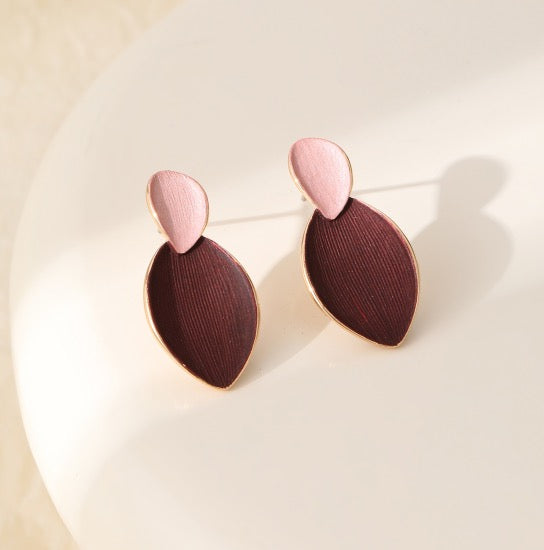 Gracee Jewellery - Burgundy &amp; Pink Pointed Oval - Dangly Drop Earrings - Gold
