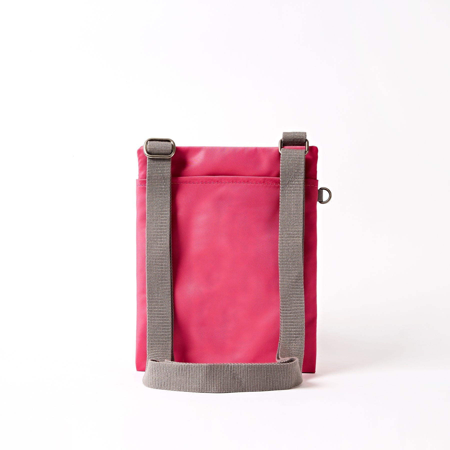 Roka CHELSEA B - MEDIUM Crossbody Bag -Recycled Nylon - Granita Red