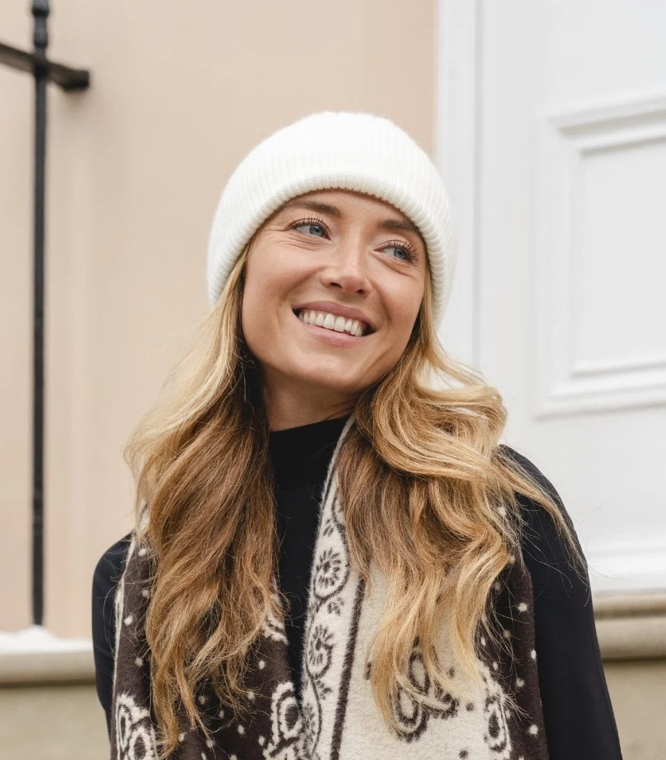 Park Lane - Winter White - Ribbed Knitted Beanie Hat