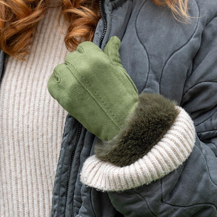 POM - Vivi - Faux Suede &amp; Faux Fur Cuff Gloves - Olive Green