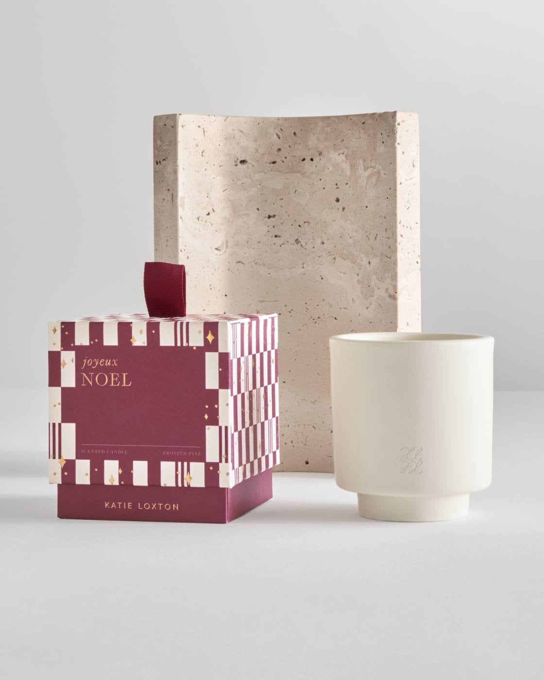 Katie Loxton - Joyeux Noel - Sentiment Soy Wax Candle - Frosted Pine &amp; Cedarwood