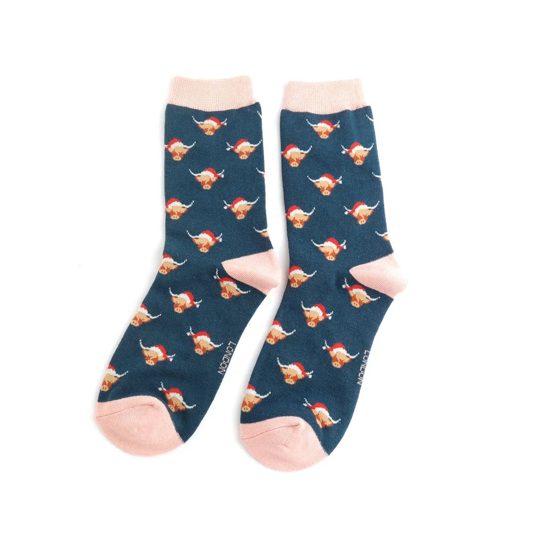 Miss Sparrow Bamboo Ankle Socks - Xmas Highland Cows - Navy