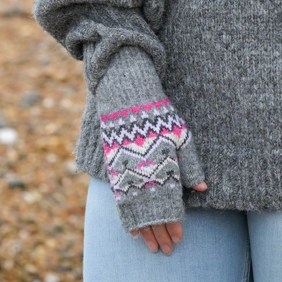 POM Fairisle Border Wool Wrist Warmers/ Fingerless Gloves - Grey Pink Mix