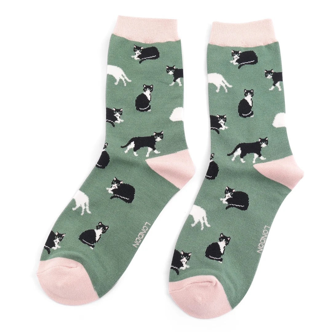 Miss Sparrow Bamboo Ankle Socks - Black & White Cats - Green