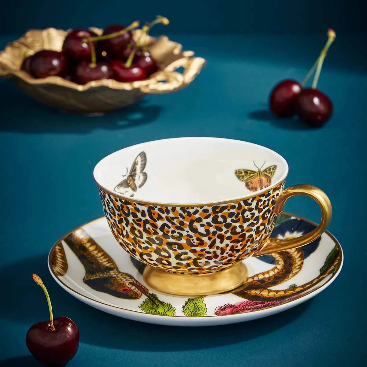 Spode Creatures of Curiosity Luxury Coupe Tea Cup & Saucer Gift Boxed - Leopard