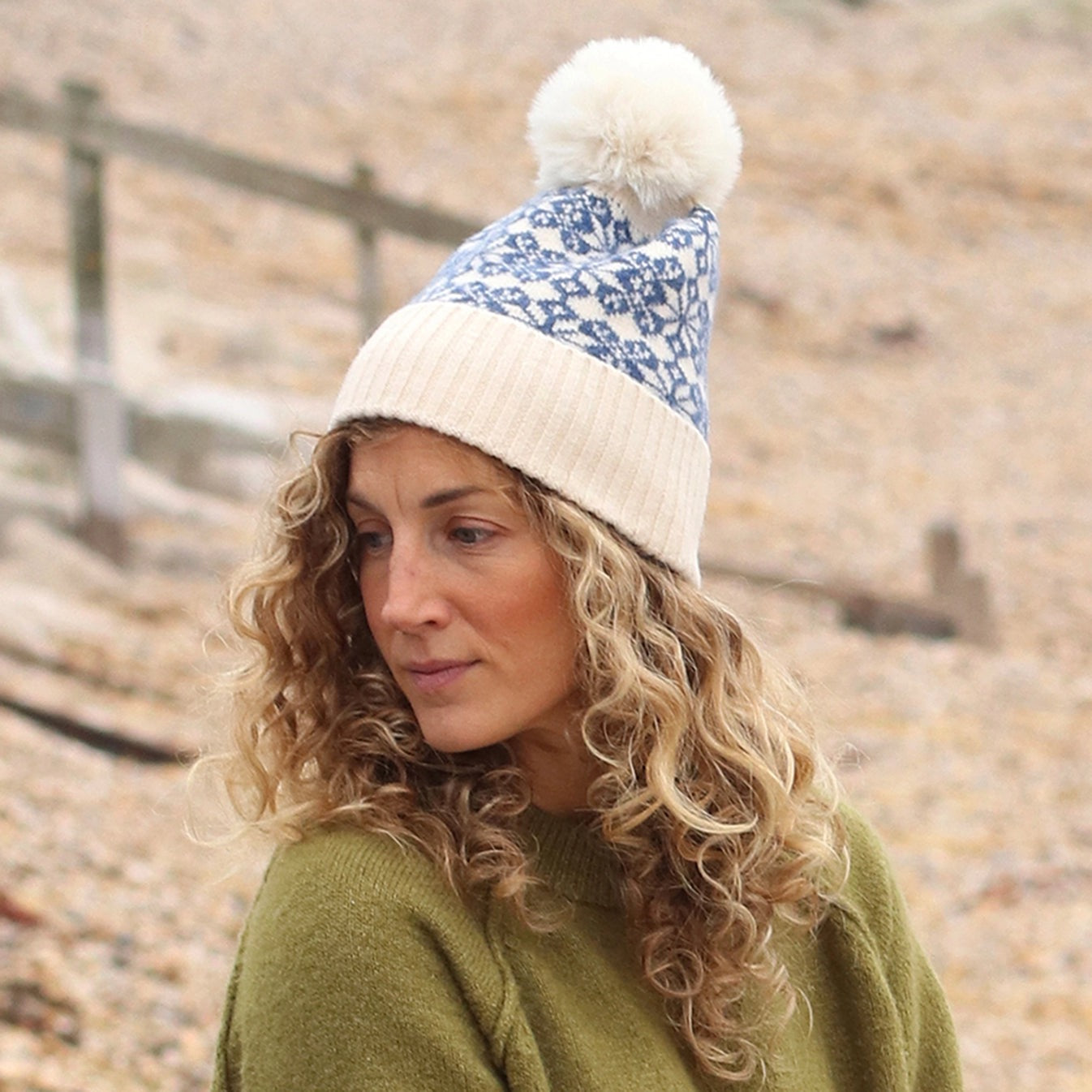 POM Scandi Star Flower Knitted Bobble Hat - Blue/Cream