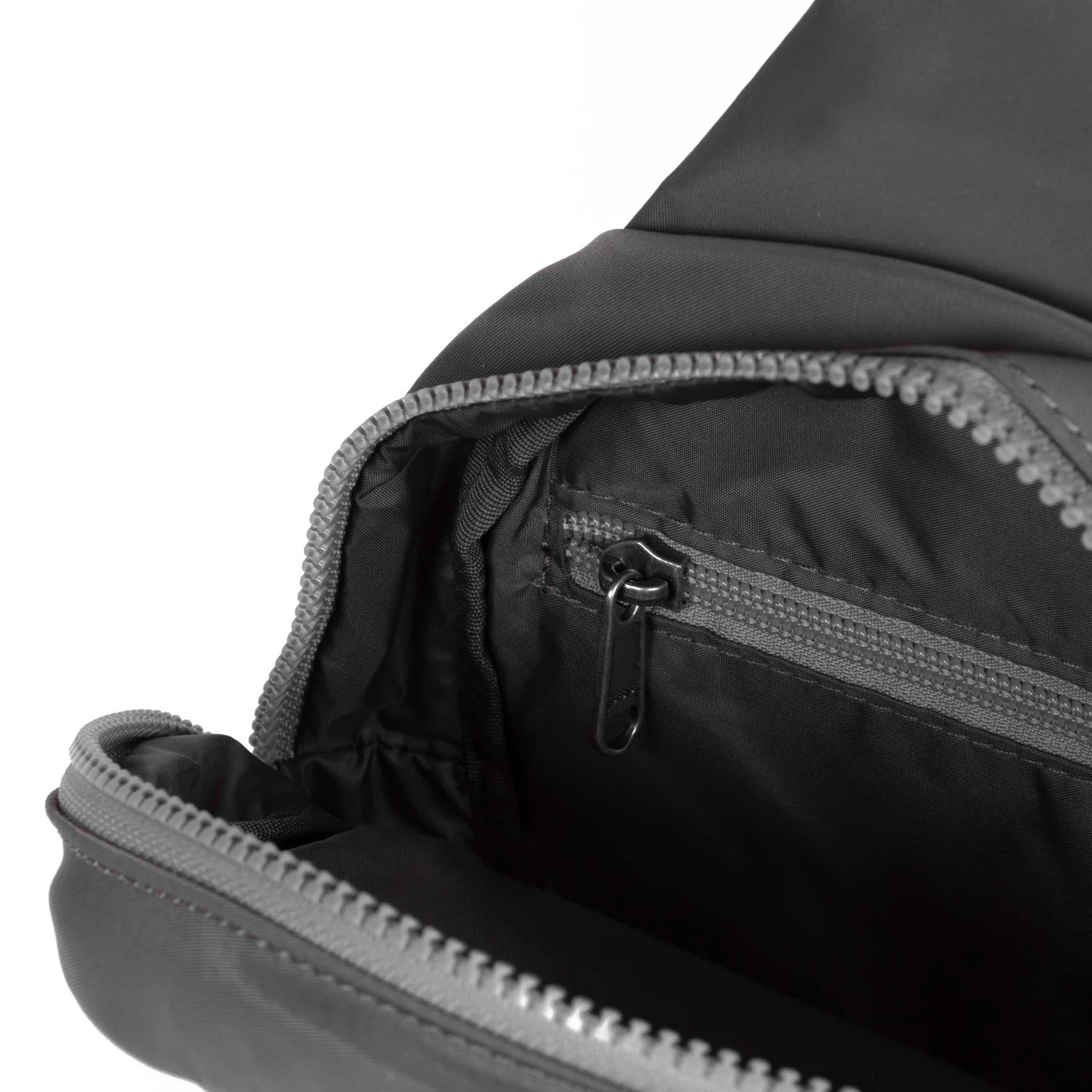 Roka Willesden Recycled Nylon - Large Sling - Graphite