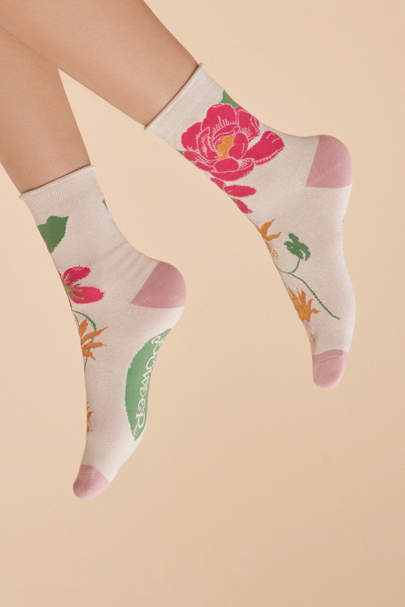Powder Tropical Flora Bamboo Ankle Socks - Coconut