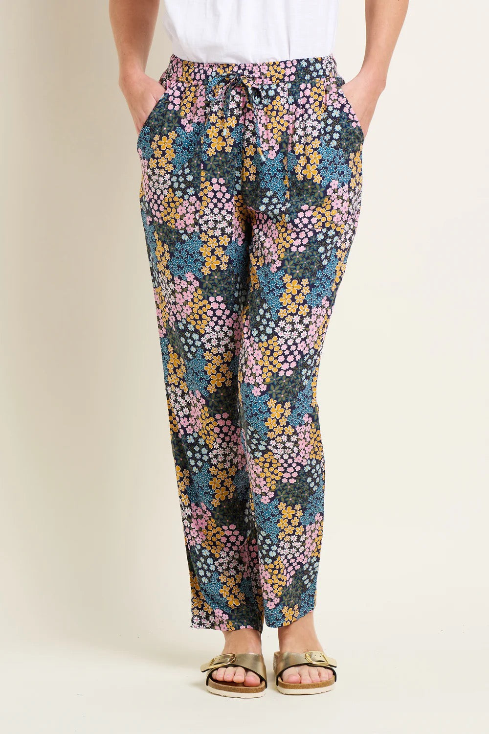 Brakeburn Women's Multicoloured Wildflower Meadow Traveller Pants