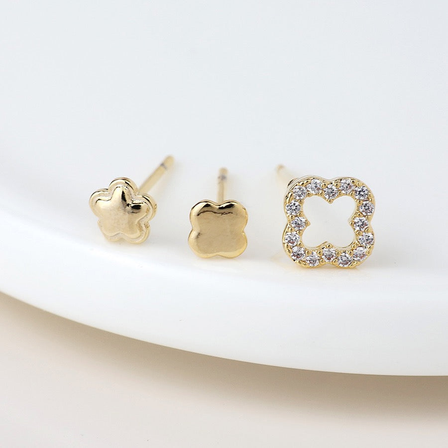 POM Faux Gold Plated Quatrefoil Triple Stud Set