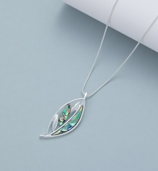 Gracee Jewellery Shell Leaf Pendant Necklace -Silver