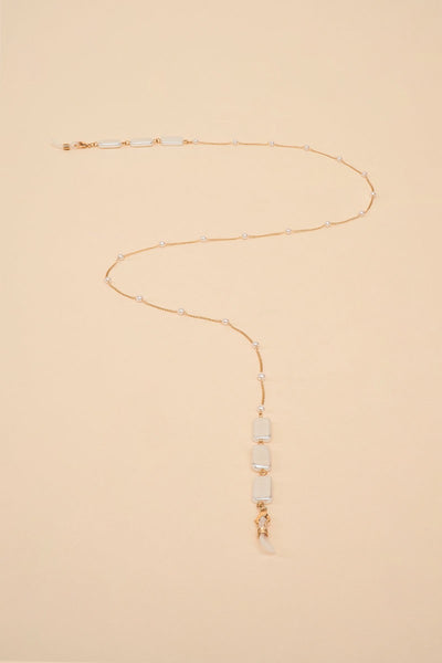 Powder Glasses Chain - Delicate Gold Chain in Pearl