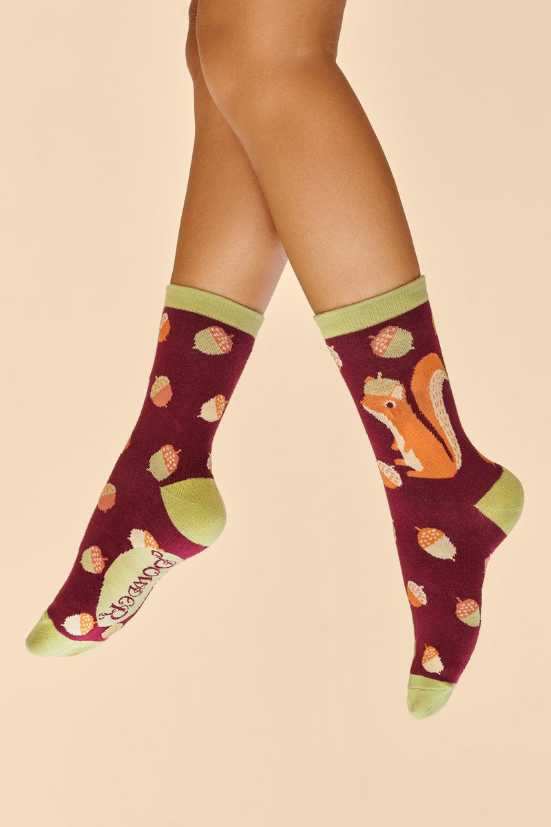 Powder Squirrel with Acorn Beret Ladies Ankle Socks - Burgundy