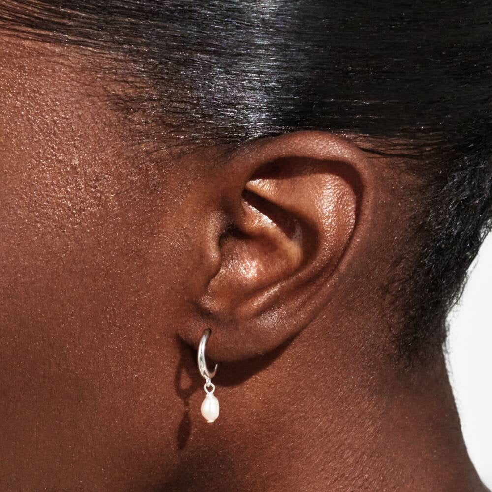 Joma Jewellery - Loved by You - Pearl Hoop Earrings - Silver Plating