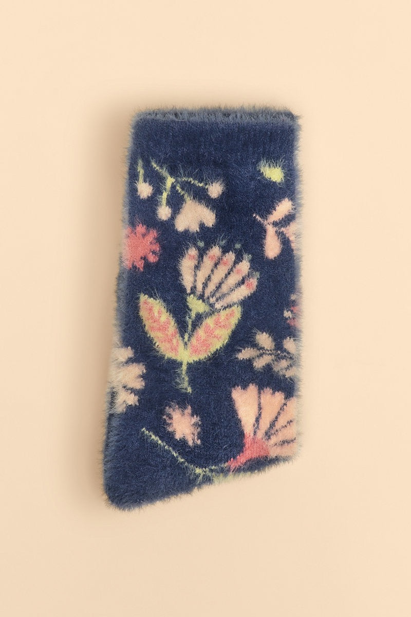 Powder Watercolour Flowers Fuzzy Cosy Slipper Socks