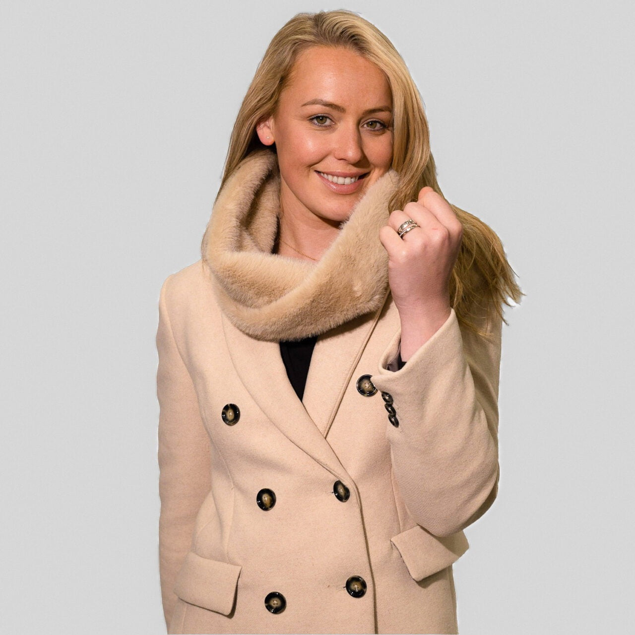 Zelly Faux Fur Twisted Cosy Scarf - Cream