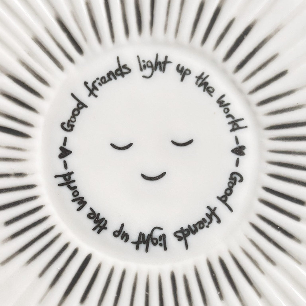 East of India - Sun Rays Disc Hanging Porcelain Decoration - Good Friends Light Up The World