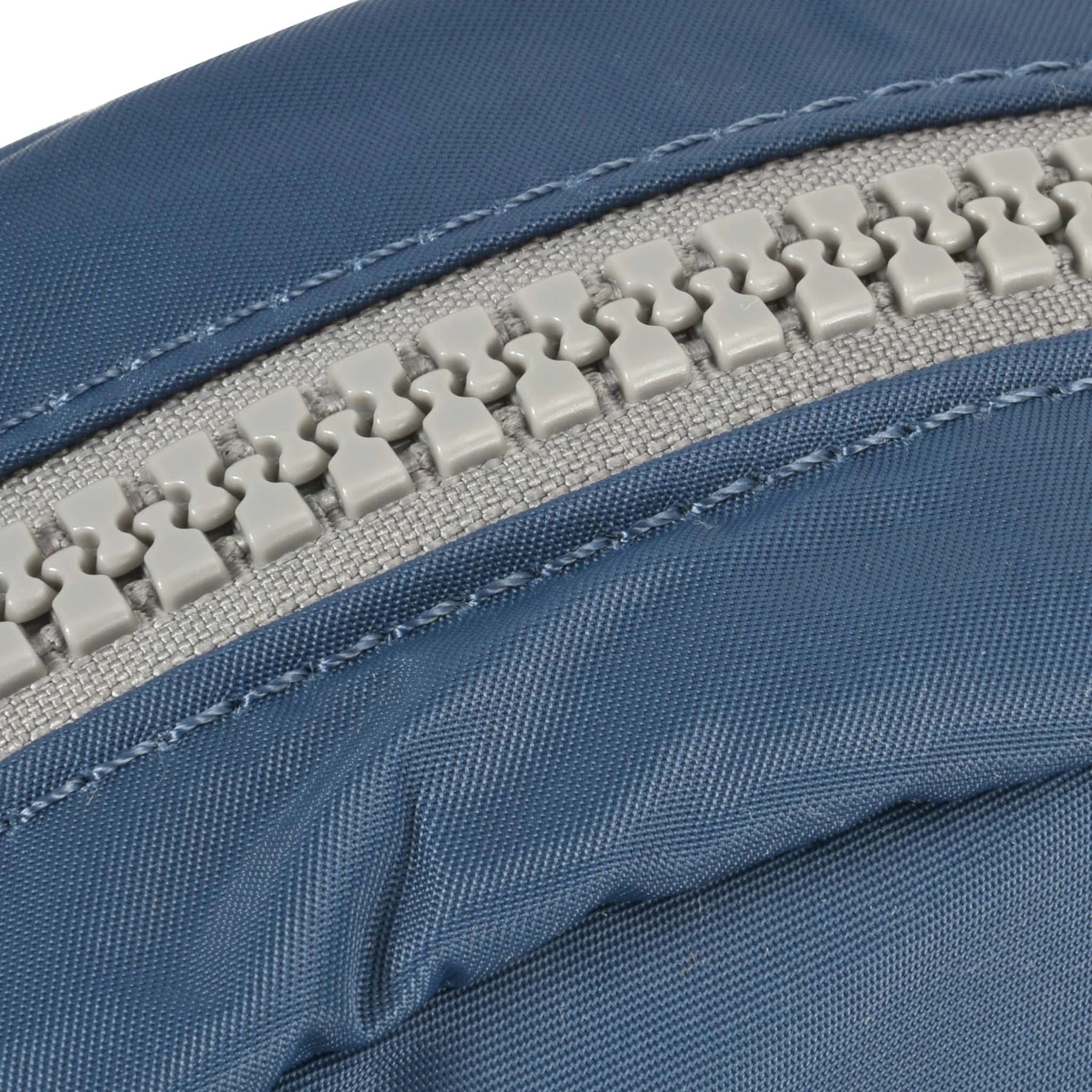 Roka PADDINGTON B -Sustainable Nylon - Pacific Blue
