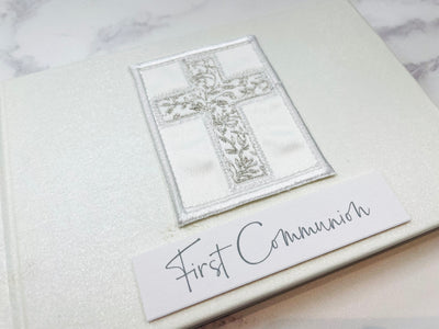 Kitted Out First Communion Cross 6 x 4” Pocket Photo Album