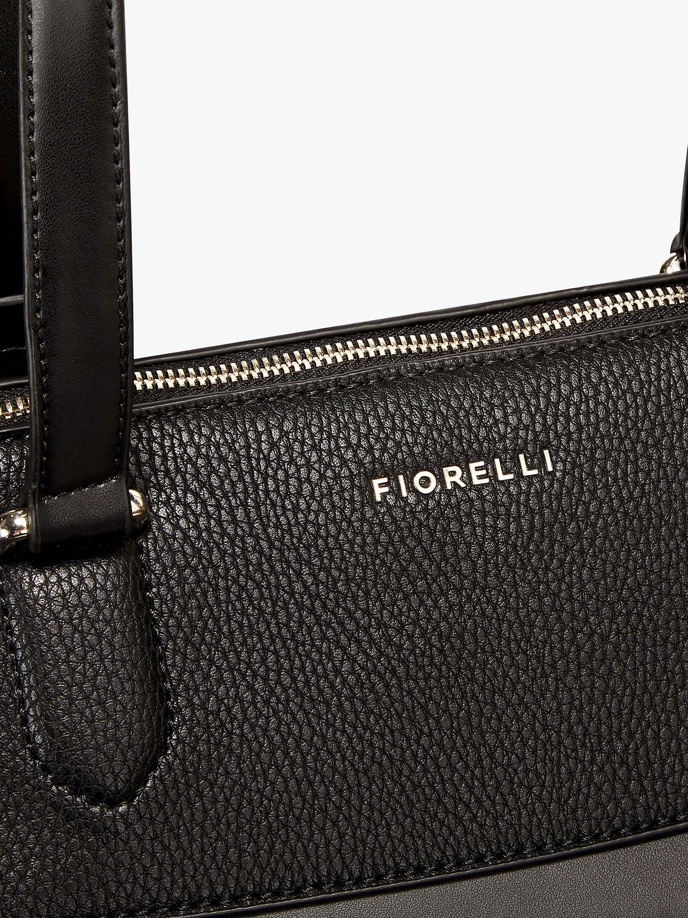 Chelsea Mini Grab Bag - Large Casual Grain, Fiorelli