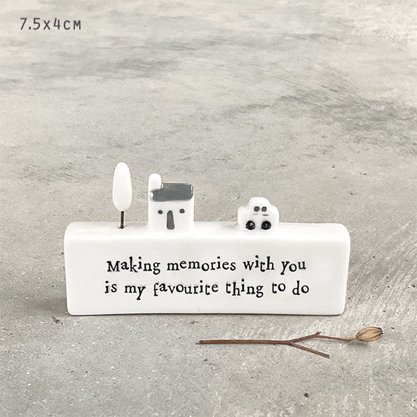 East of India Porcelain &amp; Wire Scene Decoration - Making Memories