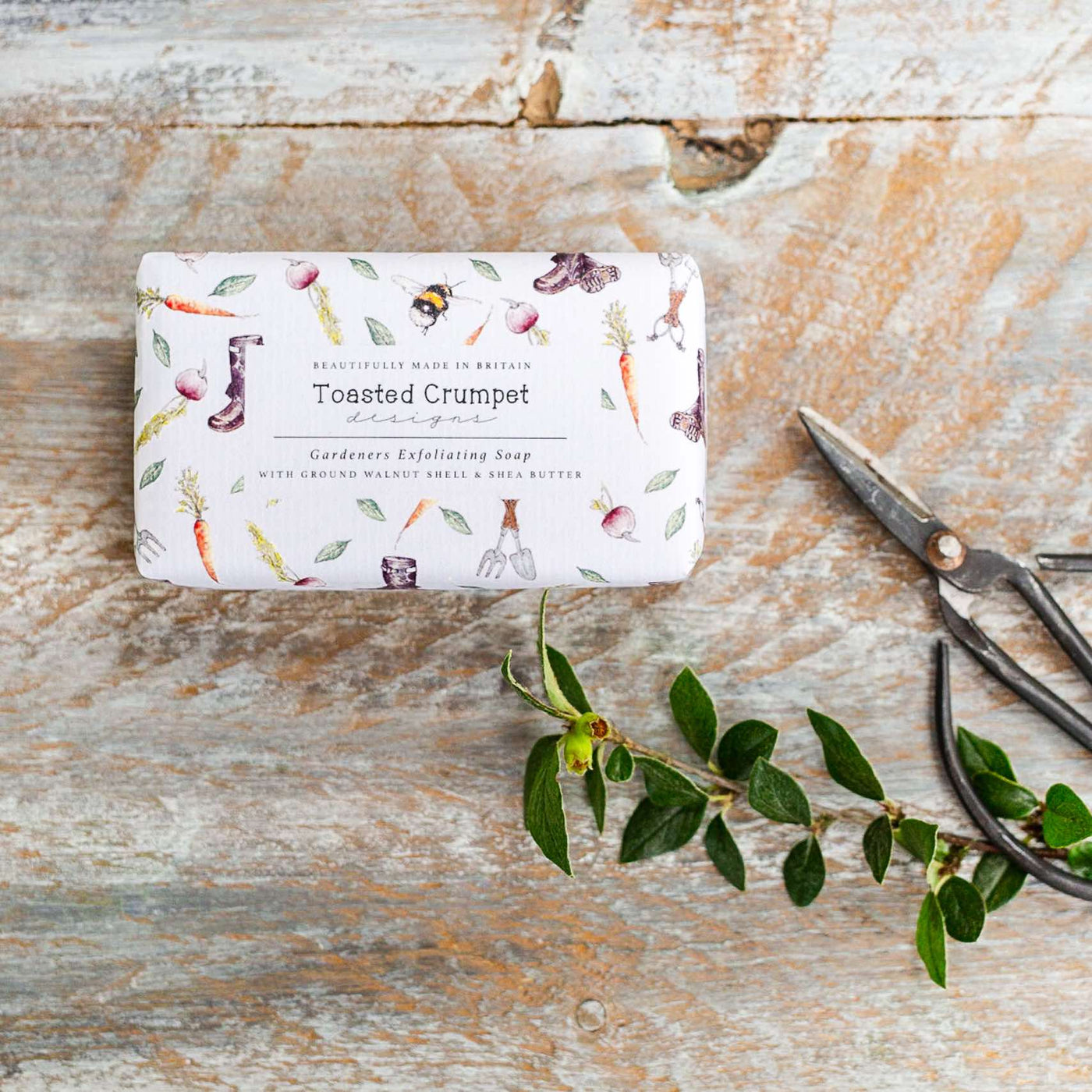 Toasted Crumpet - Gardeners Exfoilating 190g Soap Bar