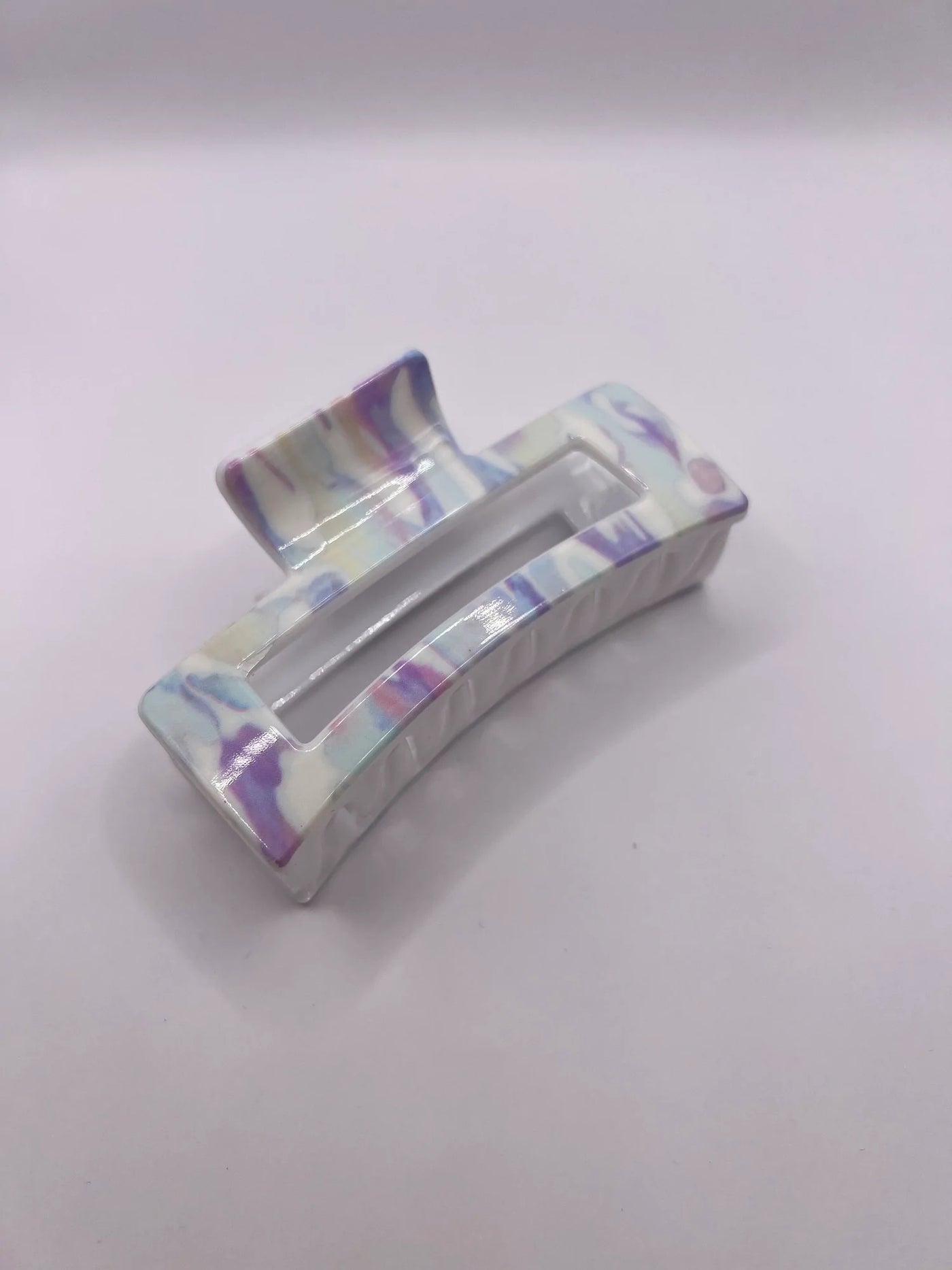 Lilac/Blue/White  Marble Medium Acrylic Claw Clip