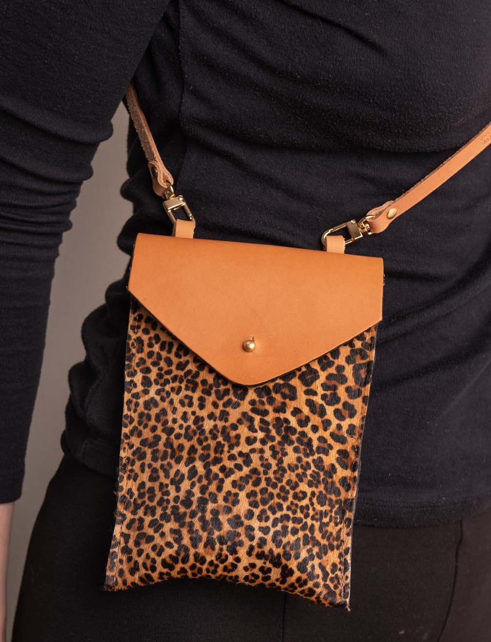 Willow &amp; Hive Leather Tan &amp; Leopard Print Phone Crossbody Bag