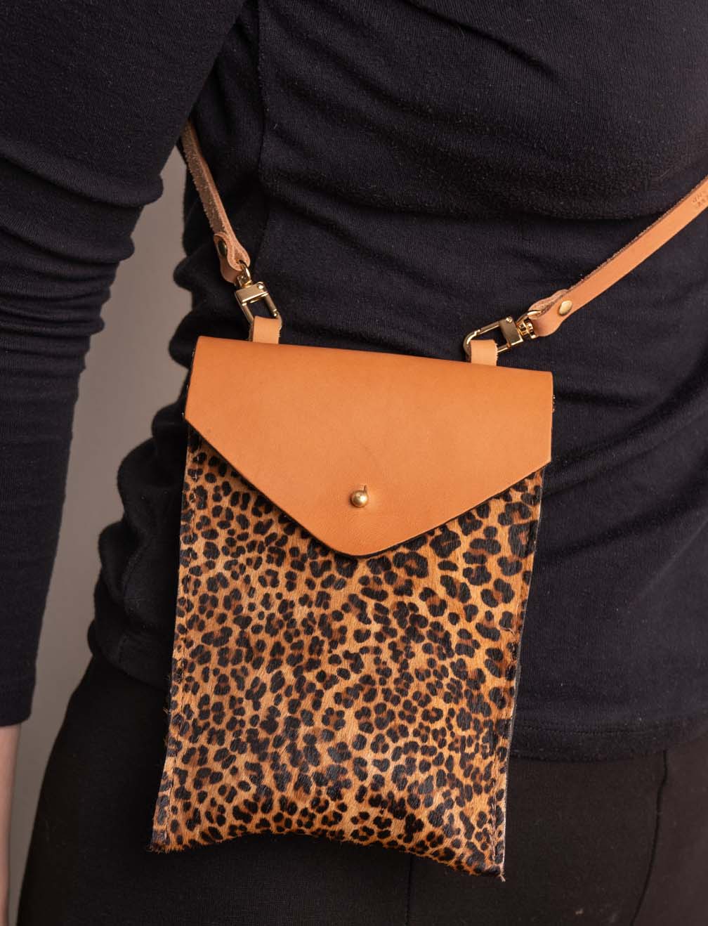 Willow & Hive Leather Tan & Leopard Print Phone Crossbody Bag