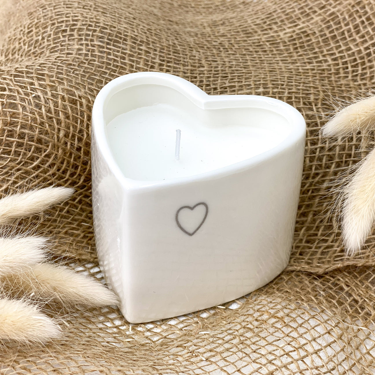 Transomnia Evie Heart Shaped Candle in Pot