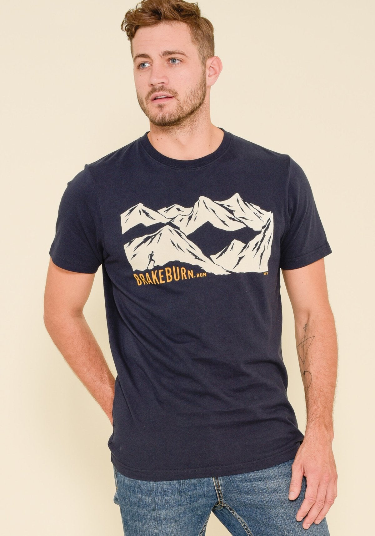 Brakeburn Running Mountains T-Shirt - Navy Blue