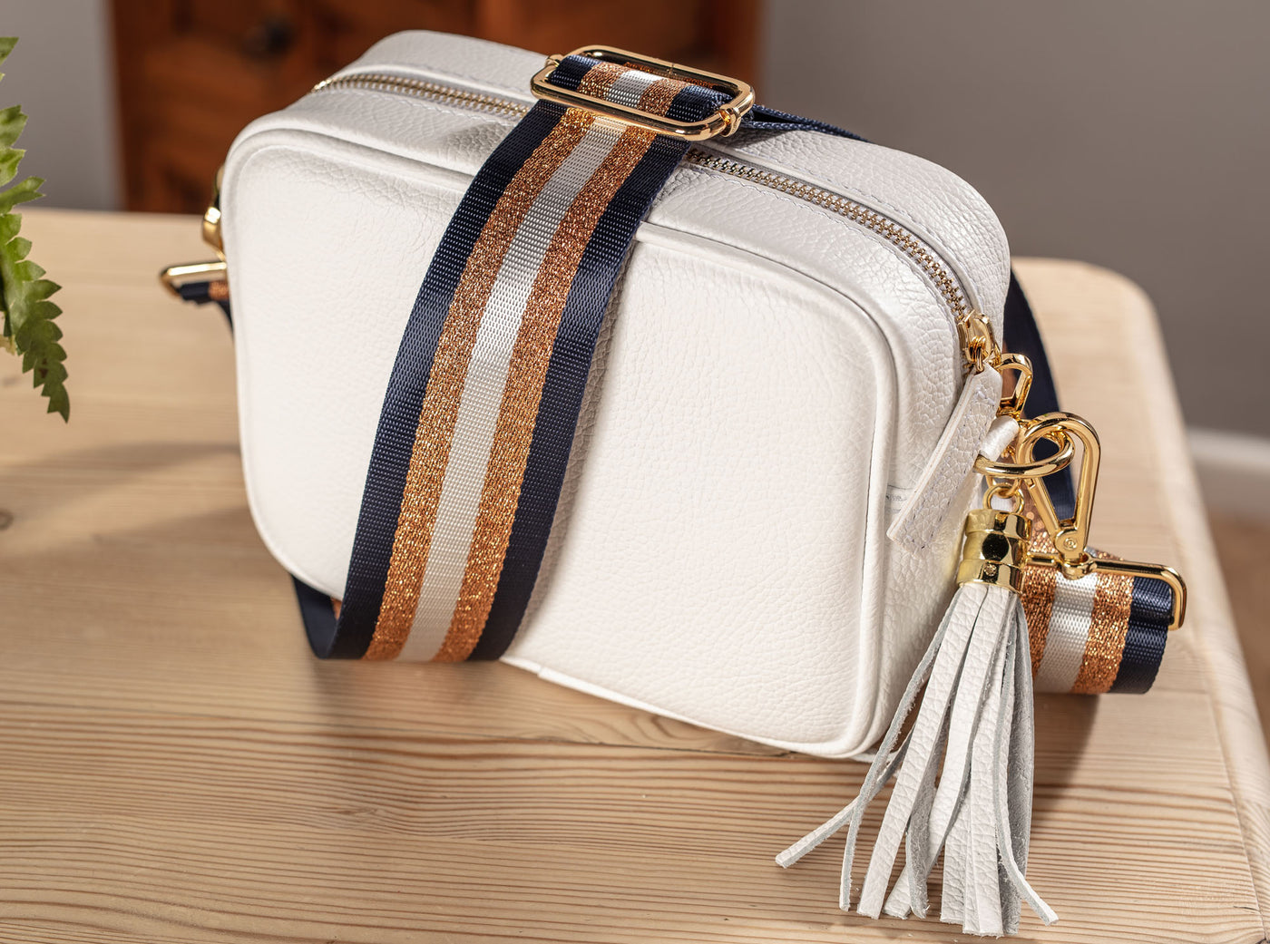 Elie Beaumont Designer Leather Crossbody Bag - White (GOLD Fittings)