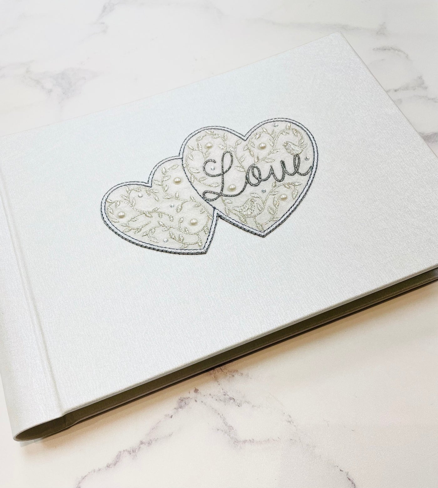 Kitted Out Love 2 Embroidered Hearts 7x5 Pocket Photo Album